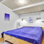 2 Bedroom Cozy In *