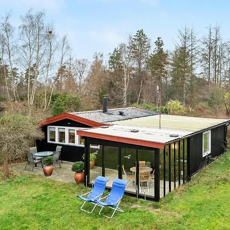 2 Bedroom Cozy In Jægerspris